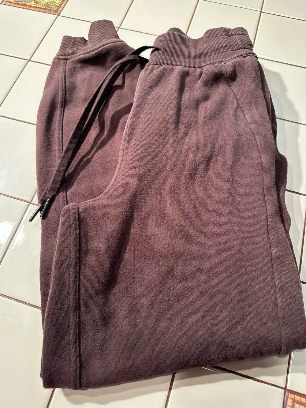 Lululemon women’s Casual Drawstring joggers - brown